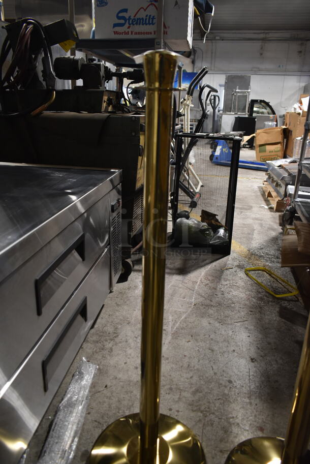 2 BRAND NEW SCRATCH AND DENT! Lancaster Table & Seating 164CRGLD 40" Gold Finish Metal Rope Top Stanchion. 2 Times Your Bid! - Image 3 of 4