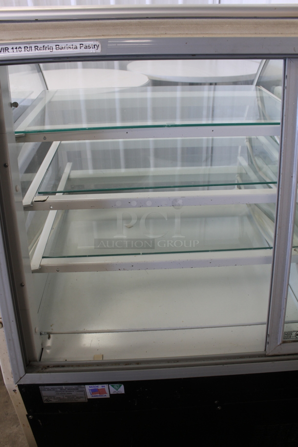 Federal Industries SN59-3SC-2 Series '90 Double-Curved Glass Dual Zone Refrigerated Bakery Case. 120 Volts, 1 Phase. Tested and Powers On But Does Not Get Cold
 - Image 4 of 7