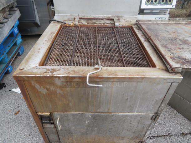 One Stainless Steel Baxter Natural Gas Donut Fryer. Model# SP-155. 31X39X67 - Image 2 of 2