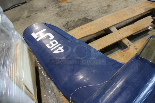 Navy Chance Vought F4U Corsair 1/8 Scale RC Model Airplane.  64x12x50 - Image 5 of 10