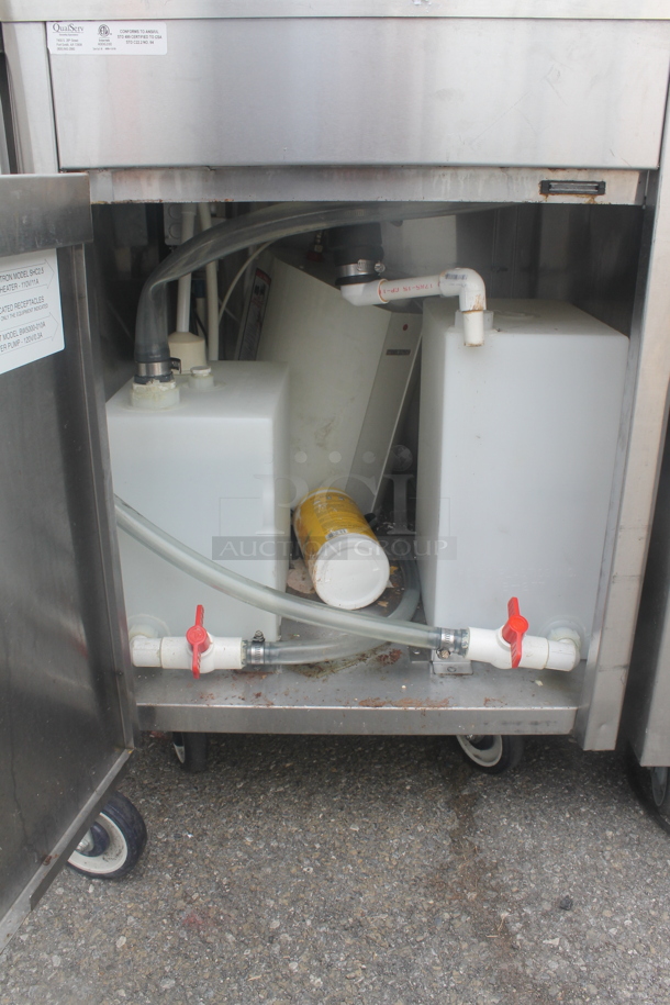 QualServ Stainless Steel Commercial Single Bay Portable Sink w/ Faucet and Handles on Commercial Casters. Bay 12.5x10.5x5 - Image 7 of 9