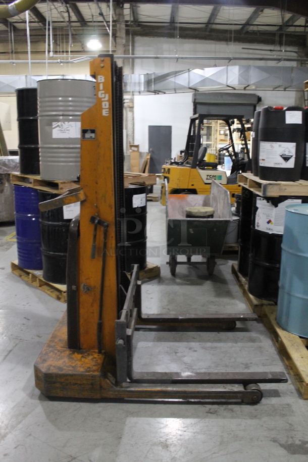 Big Joe 1518-T9 Metal Commercial Electric Powered 1,500 Pound Capacity In Between Walkie Stacker Forklift. BUYER MUST REMOVE - Image 1 of 5