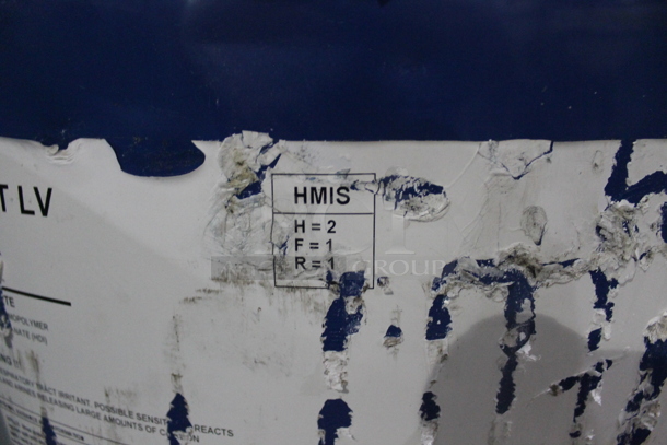 ALL ONE MONEY! PALLET LOT of 2 Barrels; Tolonate HDT LV and Momentive Silquest. BUYER MUST REMOVE. - Image 7 of 9