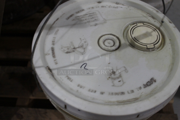 ALL ONE MONEY! TWO PALLET LOT of Buckets; Epoxy Crack Filler, Stainkill White, Better Almond. BUYER MUST REMOVE. - Image 5 of 8