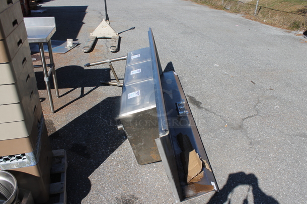 Stainless Steel Commercial 3 Bay Sink w/ Dual Drain Boards. Missing 2 Legs. Bays 20x20. Drain Boards 18.5x27 - Image 2 of 6