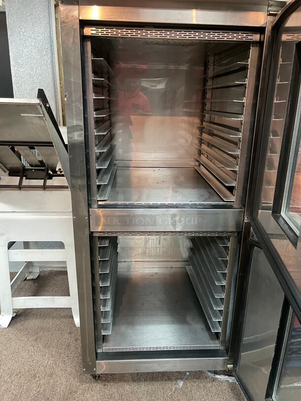 Clean! Softmill Commercial Retarded Proofer Refrigerated Proofer Great For Baking NSF 220 Volt Tested and Working - Image 6 of 11