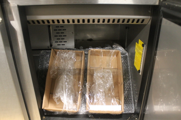 LIKE NEW! 2022 Avantco A Plus 447APST72 Stainless Steel Commercial Sandwich Salad Refrigerated Prep Table Bain Marie Mega Top. Comes w/ Commercial Casters. 115 Volts, 1 Phase. Unit Has Only Been Used a Few Times! Tested and Working! - Image 8 of 12