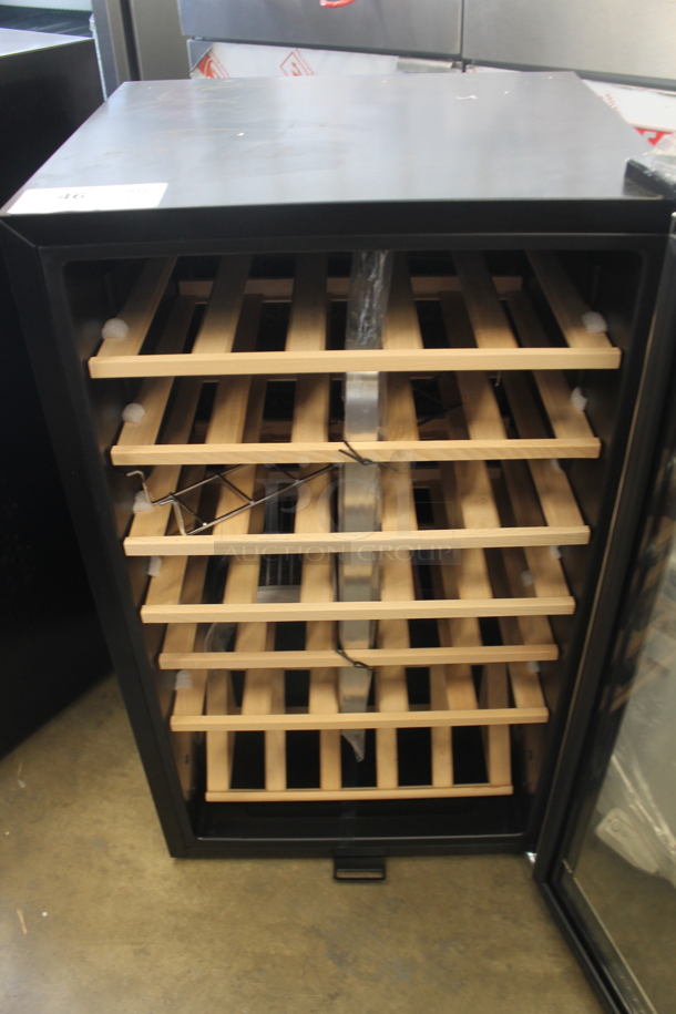BRAND NEW SCRATCH AND DENT! Whynter FWC-341TS Stainless Steel 34 Bottle Freestanding Stainless Steel Wine Refrigerator with Display Shelf and Digital Control. 115 Volts, 1 Phase. Tested and Working! - Image 4 of 6