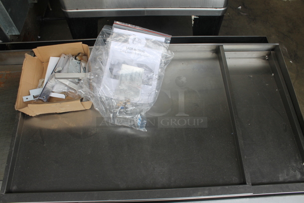 LIKE NEW! CPG 351GMCPG72NL Commercial Stainless Steel Natural Gas Countertop Griddle On Galvanized Legs With Box Of Parts. 180,000 BTU.  - Image 3 of 8