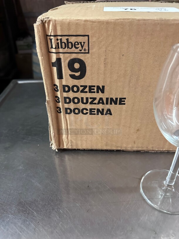 Libbey 19 Flare 11.5 oz. Customizable Wine Glass -  - Image 2 of 5