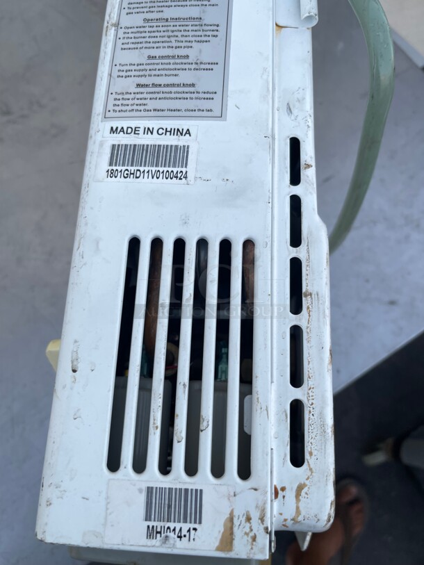 Clean! Marey GA5PORT Portable Propane Gas Tankless Water Heater, Small, White NSF  - Image 7 of 9