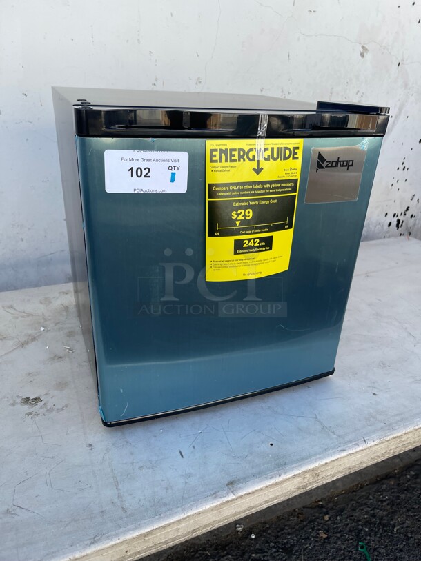 Brand New! Upright Commercial Counter Top  Freezer 115 Volt NSF Tested and Working! - Image 1 of 11