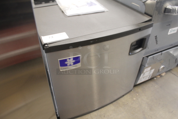 BRAND NEW SCRATCH AND DENT! 2023 Manitowoc IDT0620A-161 Indigo NXT Stainless Steel Commercial Dice Ice Machine. 115 Volts, 1 Phase. 560 lb. - Image 2 of 6