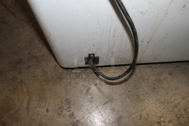 2015 Danby DCF071A3WDB Commercial Electric White Chest Freezer. 115V. Tested and Working! - Image 6 of 7