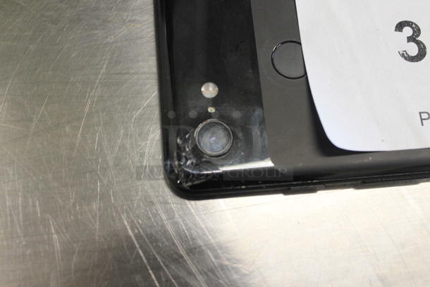 Smart Phone - Image 4 of 5