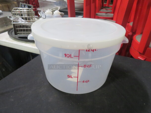 One 12 Quart Food Storage Container With Lid. - Image 1 of 1