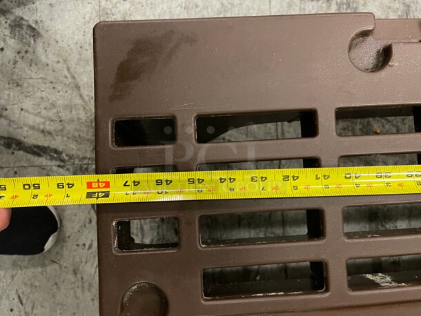 Cambro  48 in X 21 in X 12 in Stationary Dunnage Rack w/ 3000 lb Capacity, Polymer NSF Great For Food Storage  - Image 5 of 6