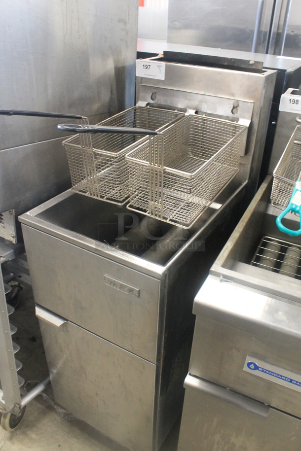 MKE FG-115 Stainless Steel Commercial Floor Style Natural Gas Powered Deep Fat Fryer w/ 2 Metal Fry Baskets. 115,000 BTU. - Image 3 of 8