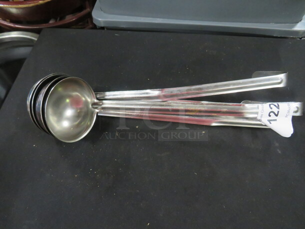 6oz Stainless Steel Ladle. 4XBID - Image 1 of 1