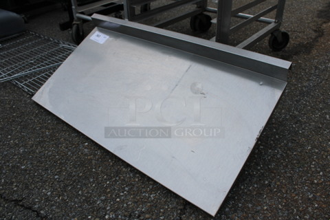 Metal Shelf w/ Brackets. 36x20x18