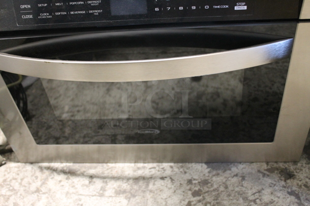 BRAND NEW SCRATCH AND DENT! KoolMore Stainless Steel Commercial Microwave Oven Drawer. 115 Volts, 1 Phase. - Image 5 of 9