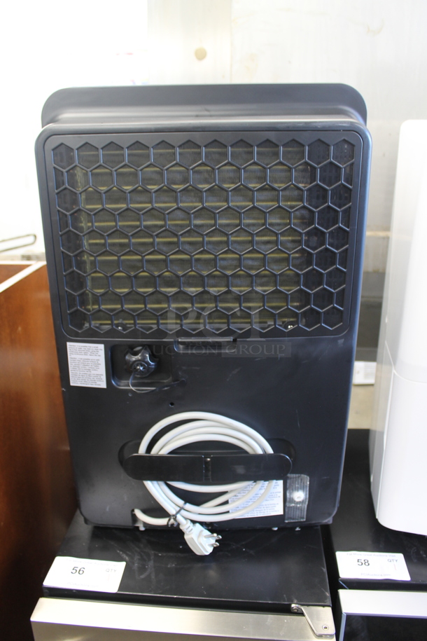BRAND NEW SCRATCH AND DENT! Danby DDR050BJPWDB 50 Pint DoE Dehumidifier with Pump. 115 Volts, 1 Phase. Tested and Working! - Image 4 of 4