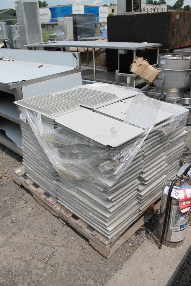 ALL ONE MONE! PALLET LOT of BRAND NEW Cambro Gray Poly Shelving Pieces. - Image 2 of 2