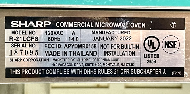 MINT!! Sharp R-21LCFS 1000w Commercial Microwave w/ Dial Control,20v/60hz/1-ph, 14 amp, 1.55 kW, NEMA 5-15P, UL, NSF 201⁄2 in. W x 16 in. D x 121⁄8 in. H
 - Image 2 of 4
