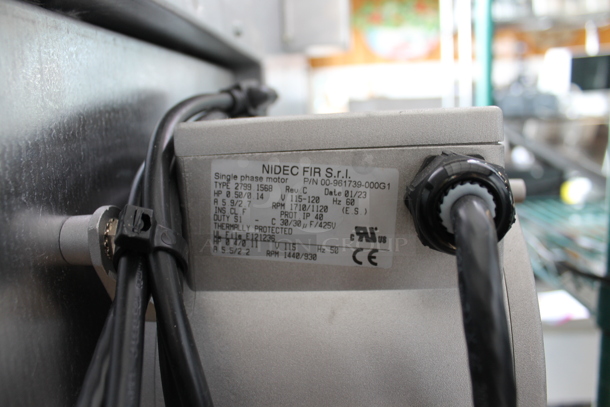 2 BRAND NEW SCRATCH AND DENT! Vulcan VC4GD-11D150K ENERGY STAR Stainless Steel Commercial Natural Gas Powered Full Size Convection Oven w/ View Through Doors, Metal Oven Racks and Thermostatic Controls. 2 Times Your Bid!
 - Image 10 of 12