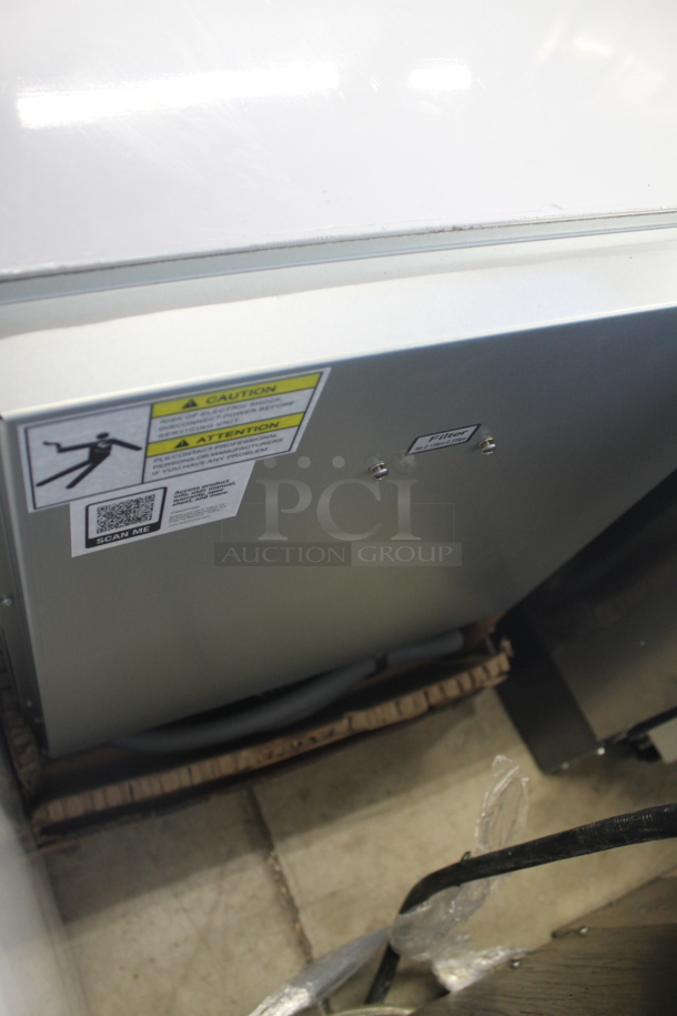 BRAND NEW SCRATCH AND DENT! 2023 Avantco 194UCF120A Commercial Stainless Steel Electric Undercounter Ice Maker With 40 LB. Storage Capacity. 115V.  - Image 6 of 10