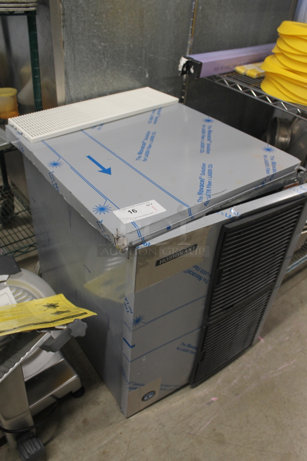 BRAND NEW SCRATCH AND DENT! 2023 Hoshizaki KM-660MAJ Commercial Stainless Steel Ice Maker Head. 115V, 1 Phase.   - Image 4 of 9