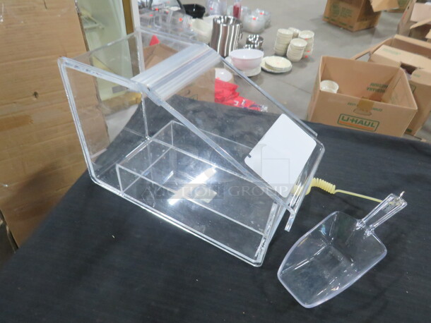 Acrylic Candy Bin With Flip Lid And Scoop.  - Image 4 of 4