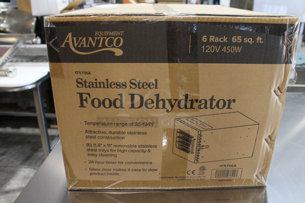 BRAND NEW SCRATCH AND DENT! Avantco 177LT06A Stainless Steel Commercial Food Dehydrator. 120 Volts, 1 Phase. Tested and Only Works On The Highest Heat Setting. - Image 4 of 4