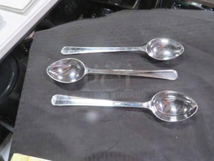 2oz Silver Serving Spoon. 3XBID