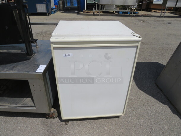 One U-Line 1 Door Freezer. Model# UN-75RWHOO. 115 Volt. 24X24X34