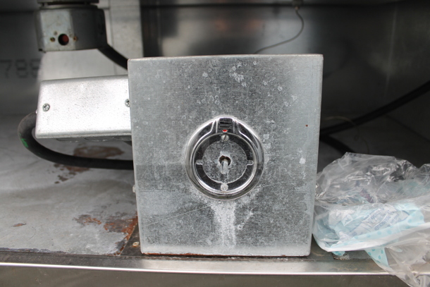 Stainless Steel Commercial Electric Powered Steam Table w/ 2 Under Shelves. 208/240 Volts. - Image 4 of 10