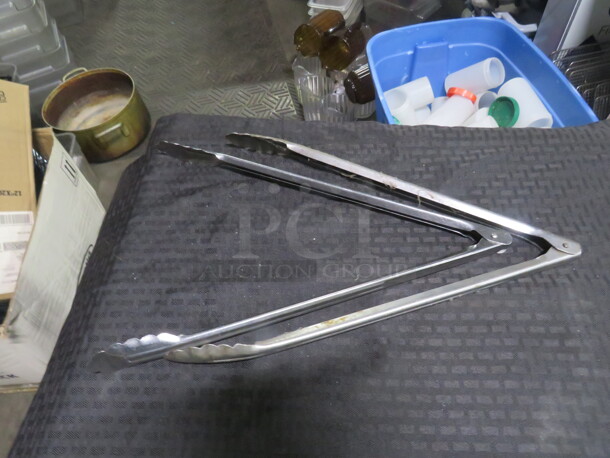 15 Inch Stainless Steel Tong. 2XBID - Image 1 of 1