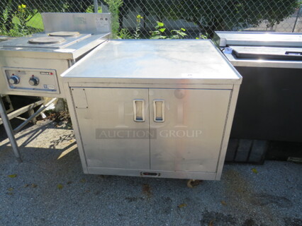 One 2 Door Dri Heat Food System With Dual Turntable. #1-U-P. 208 Volt. 1 Phase. 34X35X32.5