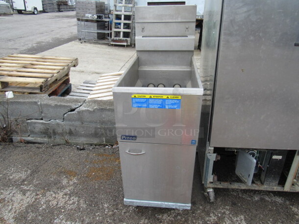 One Pitco Gas Deep Fryer. Model# 35C+S. 15X30X46.5 - Image 1 of 2