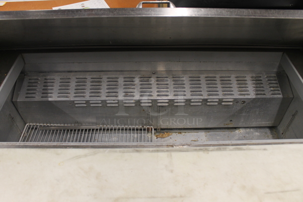 Continental SW60-24M Stainless Steel Commercial Sandwich Salad Prep Table Bain Marie Mega Top on Commercial Casters. 115 Volts, 1 Phase. Tested and Powers On But Does Not Get Cold - Image 4 of 7