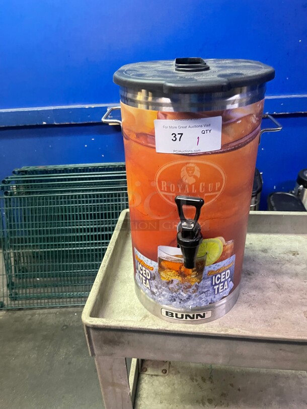 Clean! Bunn TDO-4 4 Gallon Commercial Iced Tea Dispenser with Brew-Through Lid NSF 