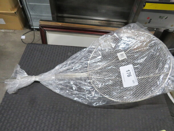 One NEW 12 Round Wire Skimmer. #SLSKR1213. - Image 1 of 1