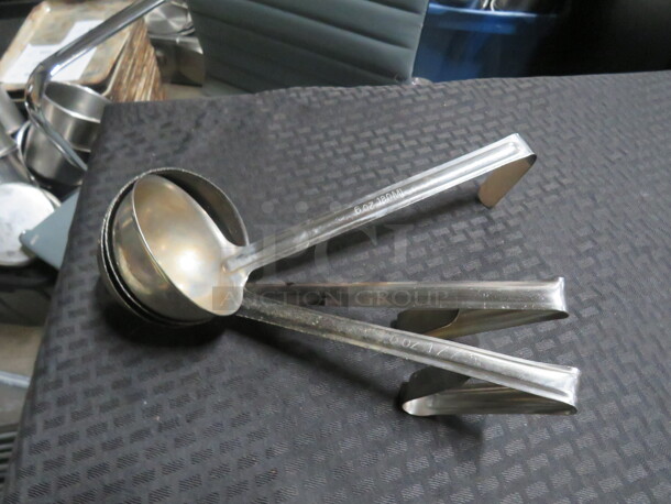 6oz Stainless Steel ladle. 3XBID