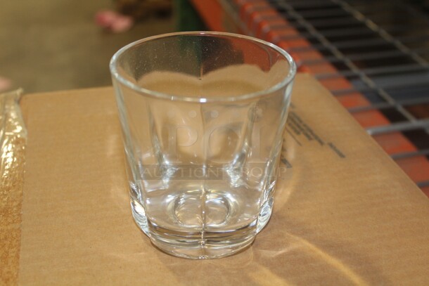 NEW IN BOX! 17 Anchor Hocking Rocks Glasses. 17X Your Bid! 