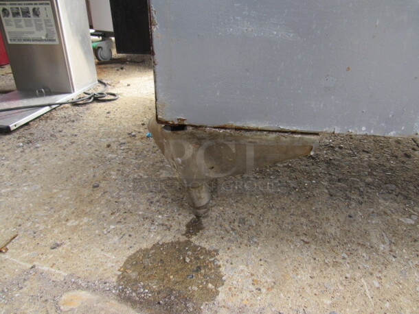 One Vulcan Double Stack Natural Gas Convection Oven, With 4 Racks. 40X47X68 - Image 3 of 6