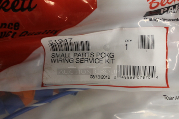 Beckett 750S GeniSys Universal Control Kit w/ Display and Extra Parts in Black Poly Hard Case  - Image 9 of 11