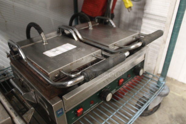 Waring WPG300 Stainless Steel Commercial Countertop Double Panini Press. 240 Volts, 1 Phase.  - Image 2 of 6