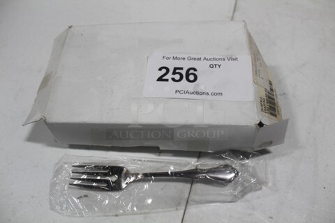 NEW IN BOX! 4 Boxes (36 Count Each) Miscellaneous Oneida Chateau Silverware. 4X Your Bid! 