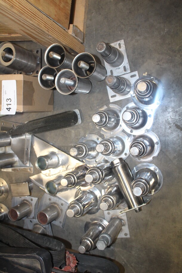 ALL ONE MONEY! Lot Of Various Equipment Legs.  - Image 2 of 4