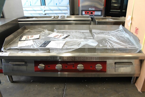 BRAND NEW SCRATCH AND DENT! Avantco 177EG48N Stainless Steel Commercial Countertop Electric Powered Flat Top Griddle w/ Thermostatic Controls. 208/240 Volts, 1 Phase. - Image 1 of 5
